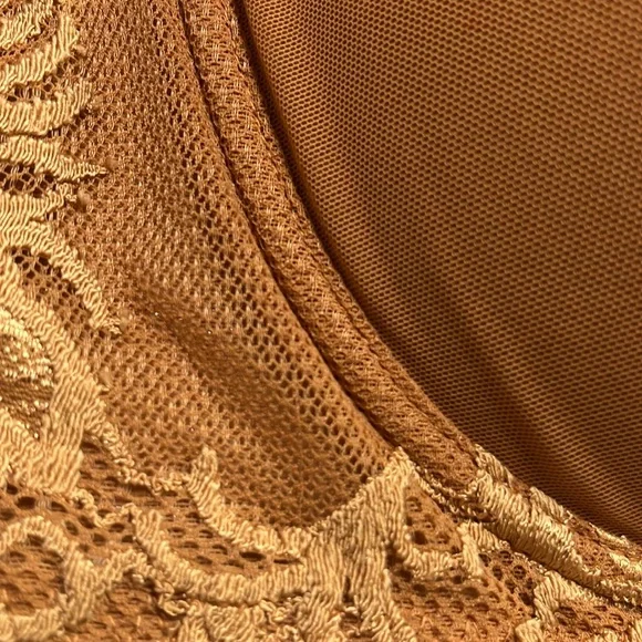 Natori "Feathers" Plunge T-Shirt Underwire Lace Carmel Full Figure Bra SZ 32G - Picture 9 of 13